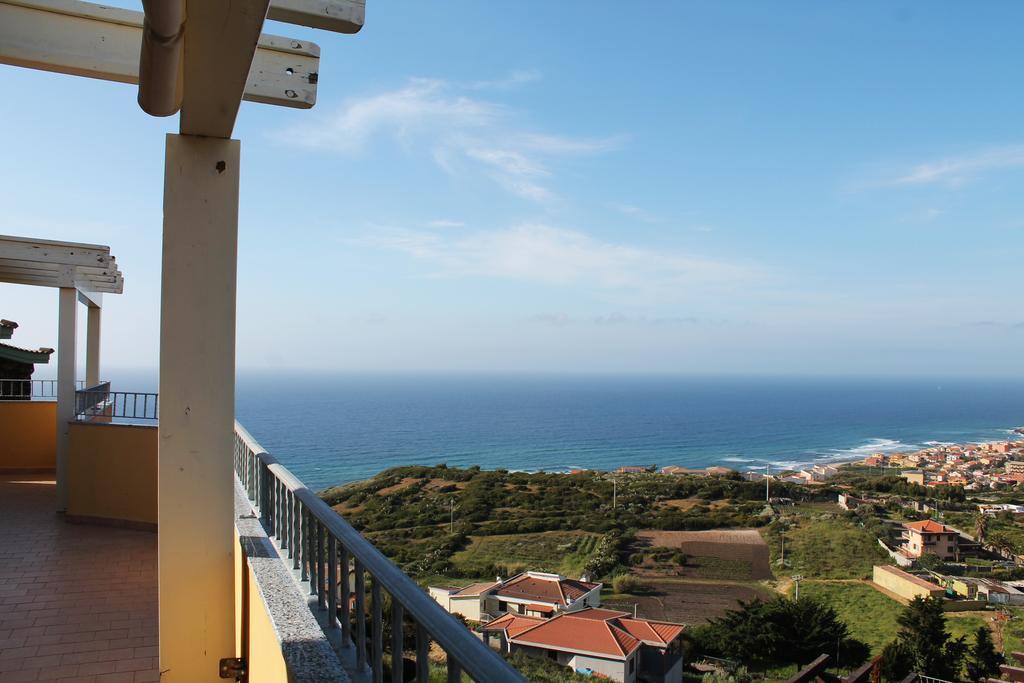 B&B L'Alba Nel Golfo Castelsardo Rom bilde
